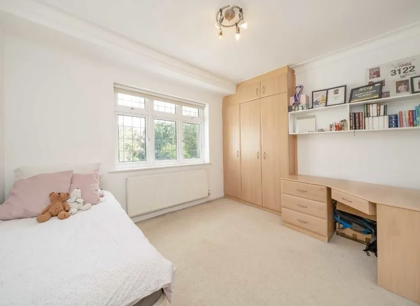 Fitzalan Road, Finchley, N3, photo 7