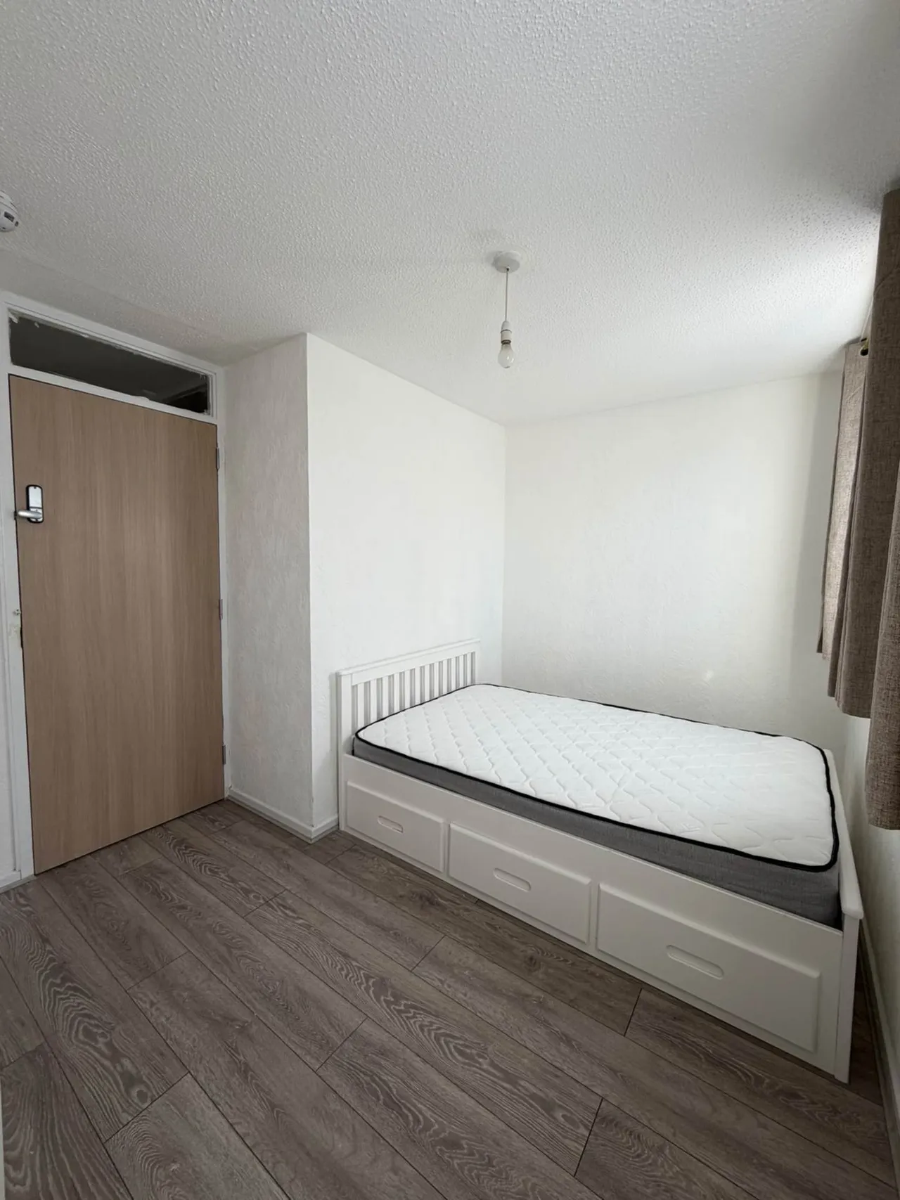 Kemps Drive, London, E14, photo 7