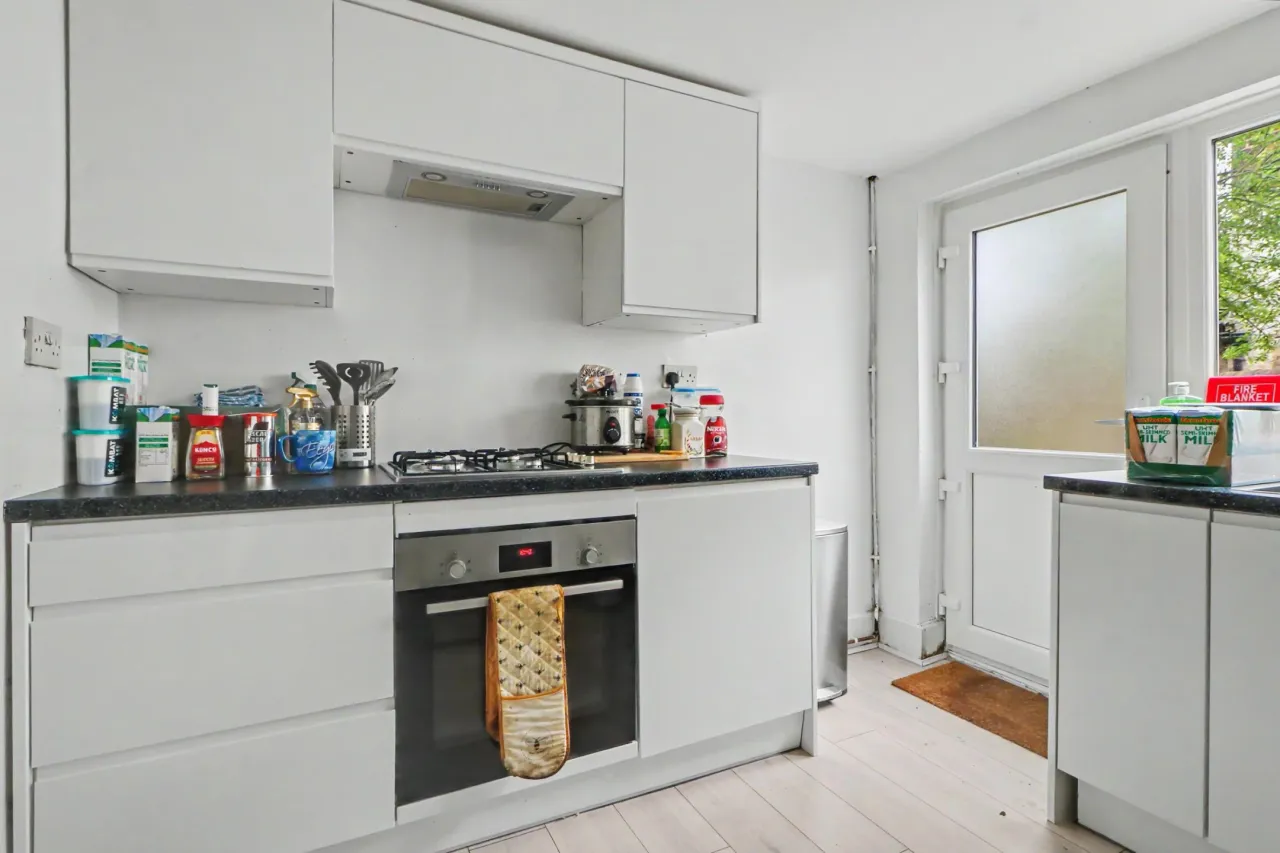 Bucknall New Road, Stoke-On-Trent, ST1, photo 5