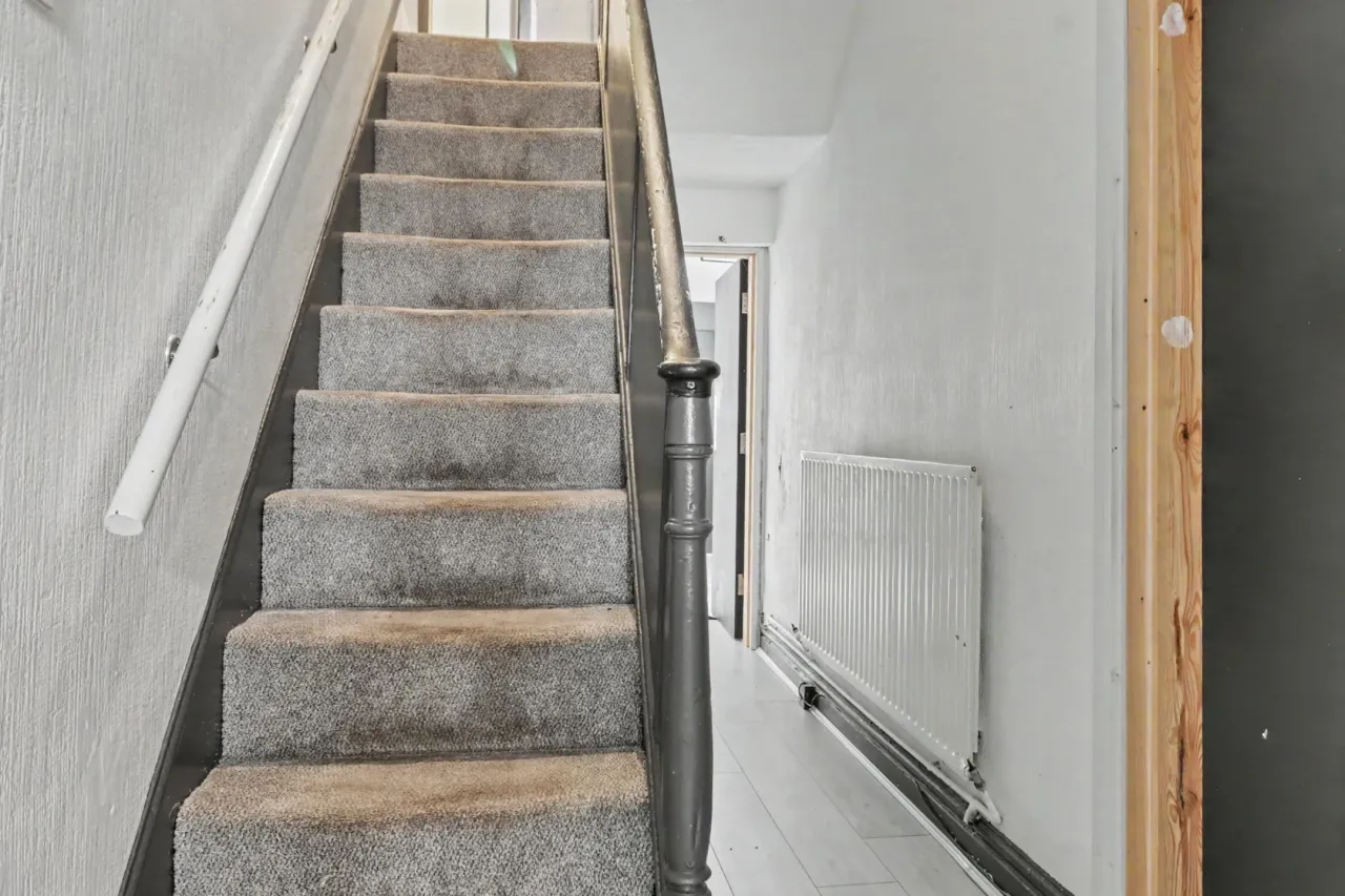Bucknall New Road, Stoke-On-Trent, ST1, photo 3