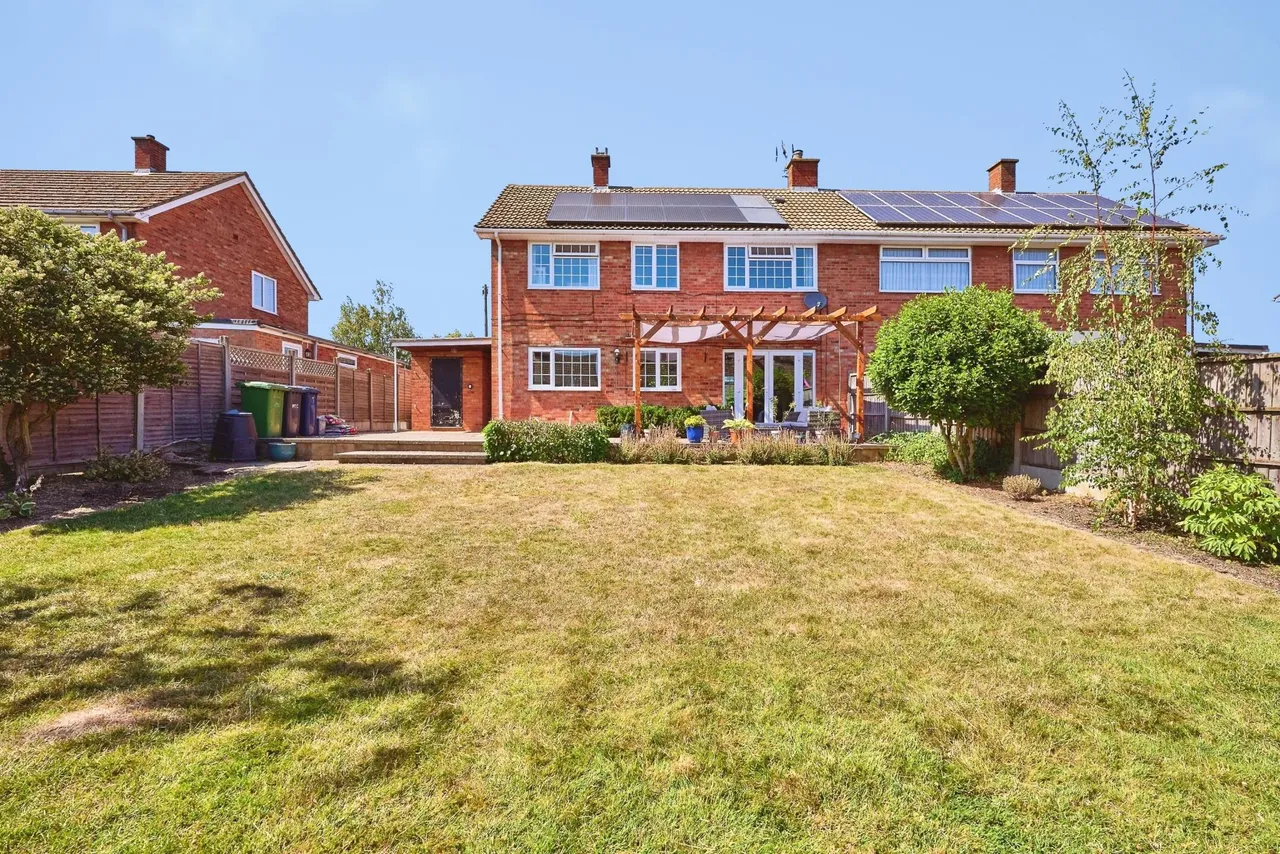 4 bed house for sale, Coneygear Road, Hartford, PE29
