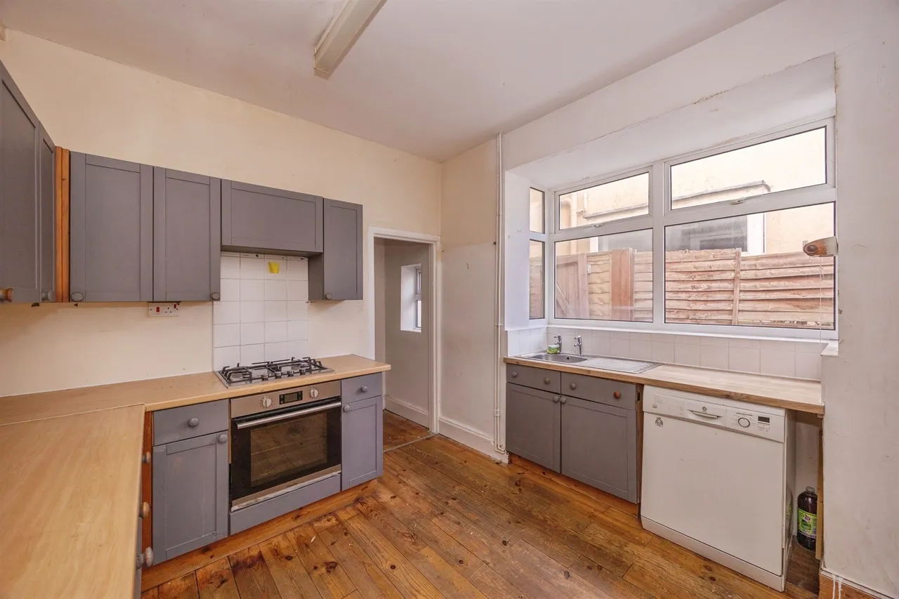 Stamshaw Road, Portsmouth, PO2, photo 4