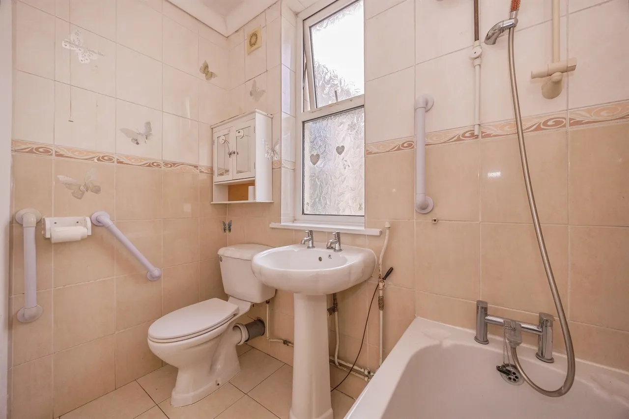 Stamshaw Road, Portsmouth, PO2, photo 10