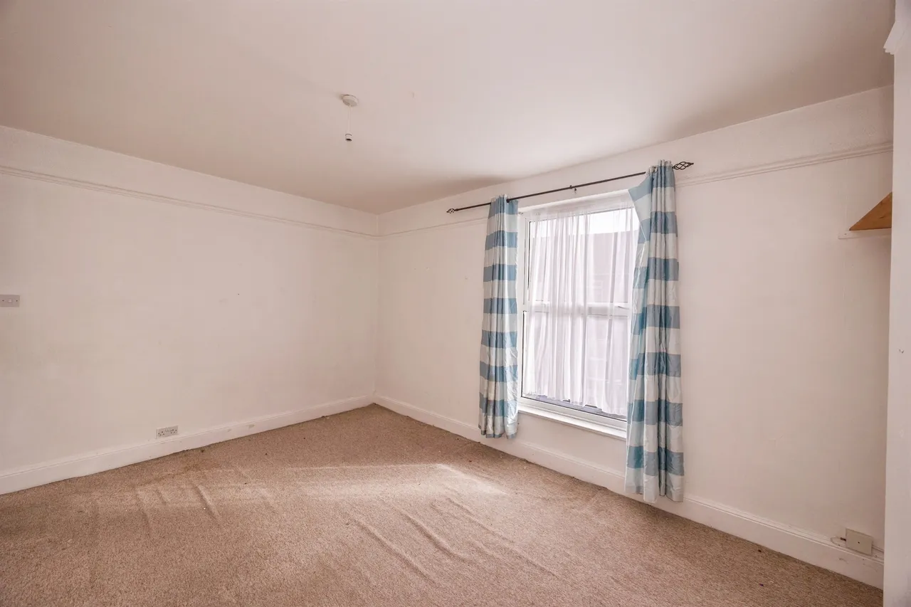 Stamshaw Road, Portsmouth, PO2, photo 13