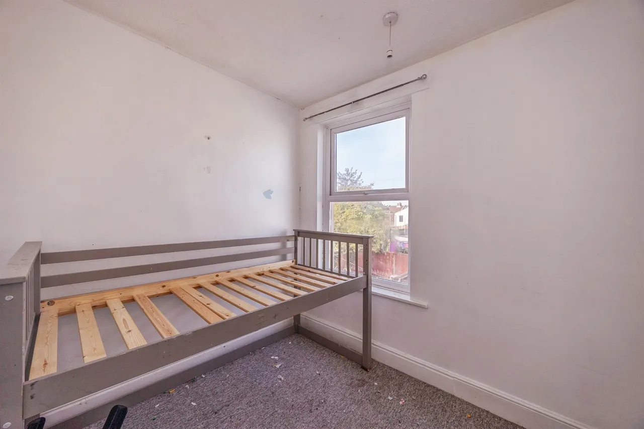 Stamshaw Road, Portsmouth, PO2, photo 8