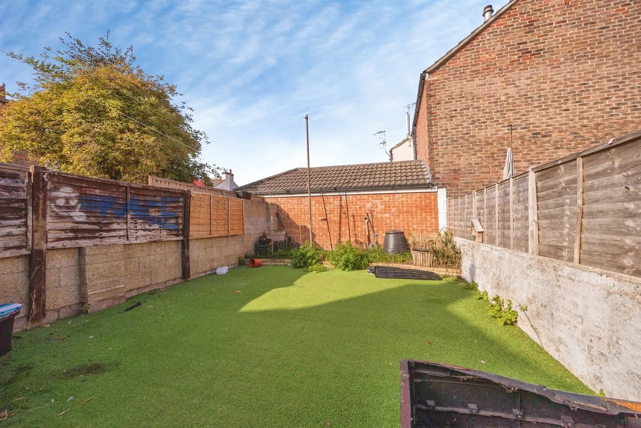 Stamshaw Road, Portsmouth, PO2, photo 7