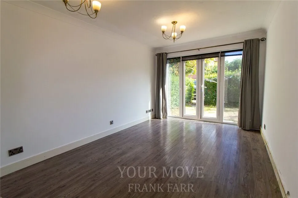 Baxter Close, Slough, Berkshire, SL1, photo 2