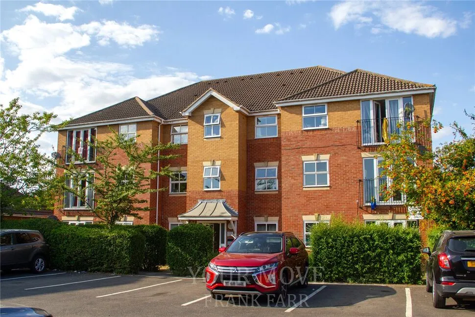 2 bed flat for sale — Baxter Close, Slough, Berkshire, SL1