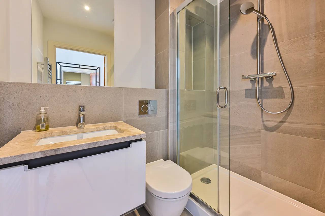 21 Palace Wharf, Rainville Road, London, photo 4