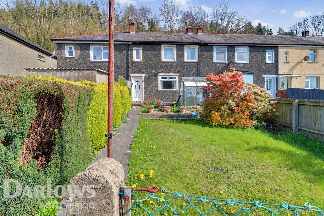 3 bed house for sale, Park View, Mountain Ash