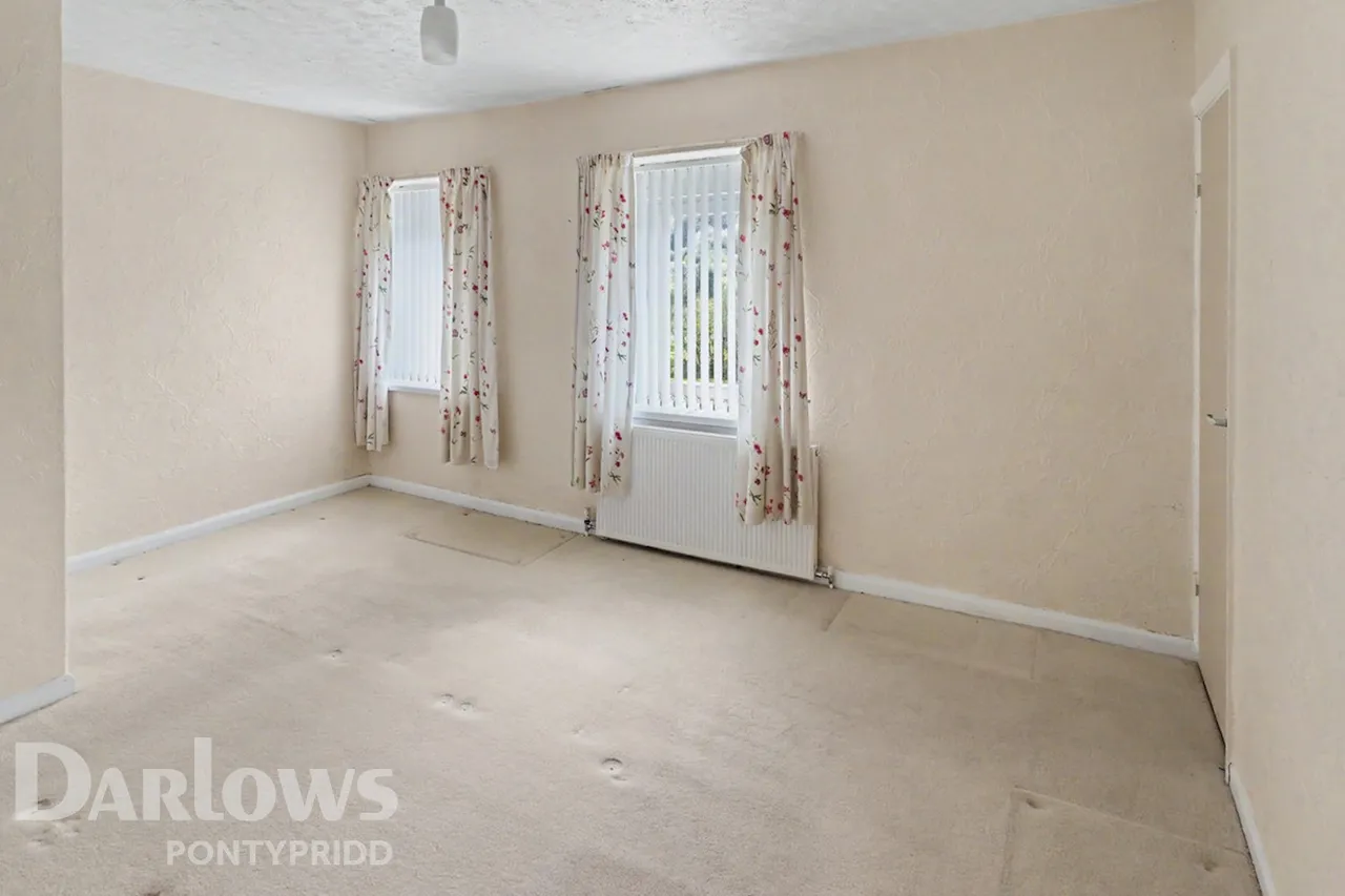 Park View, Mountain Ash, photo 5