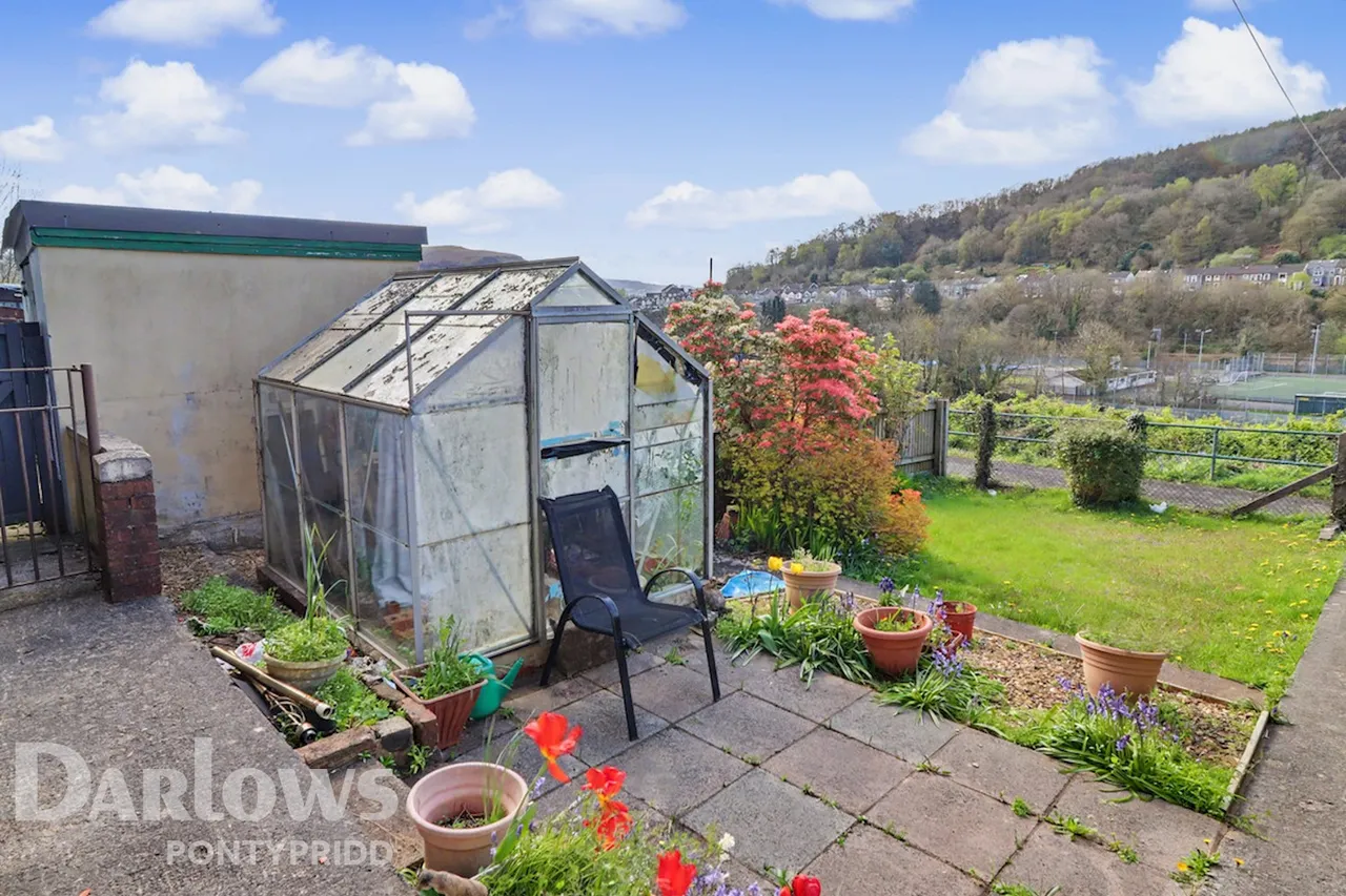 Park View, Mountain Ash, photo 11