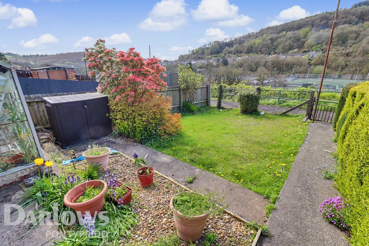 Park View, Mountain Ash, photo 12