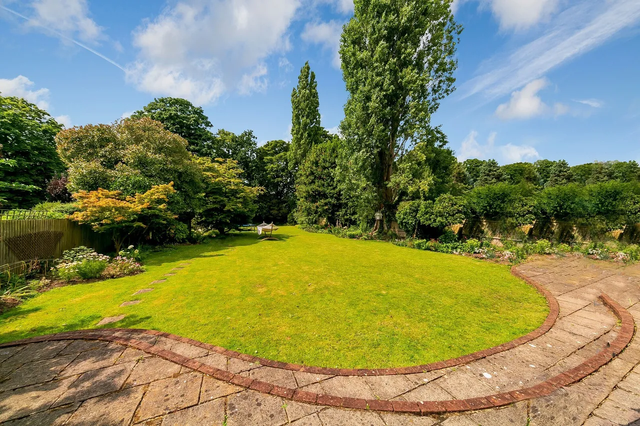 Roedean Crescent, Roehampton, SW15, photo 26