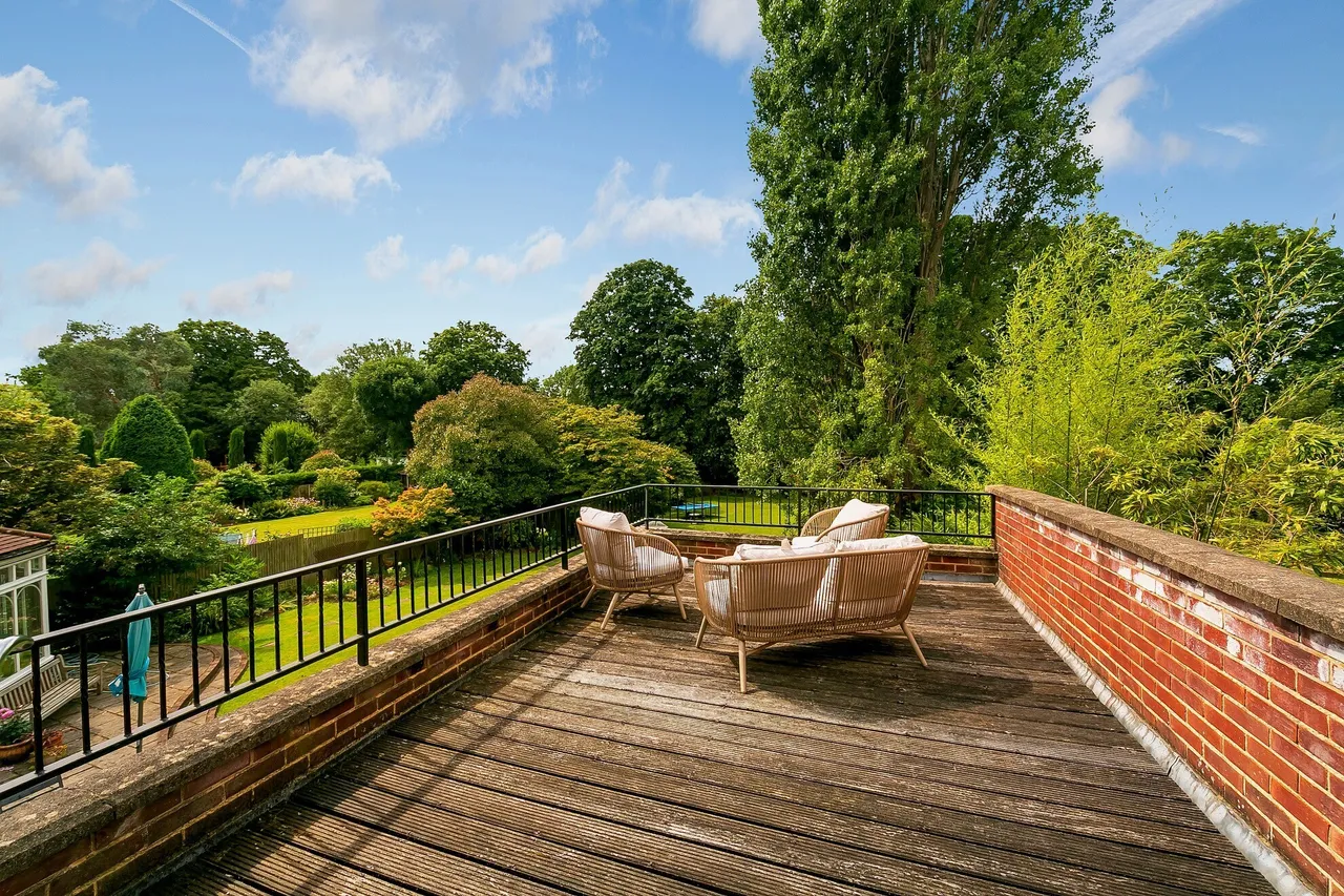 Roedean Crescent, Roehampton, SW15, photo 22