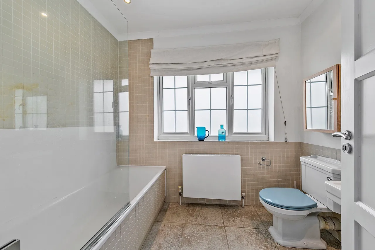 Roedean Crescent, Roehampton, SW15, photo 19