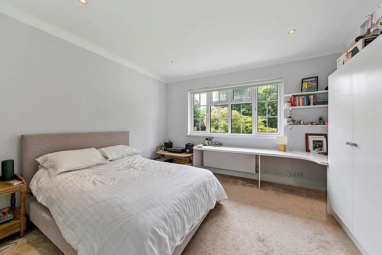 Roedean Crescent, Roehampton, SW15, photo 18