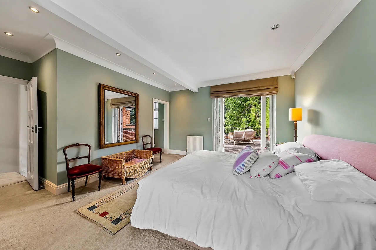 Roedean Crescent, Roehampton, SW15, photo 21