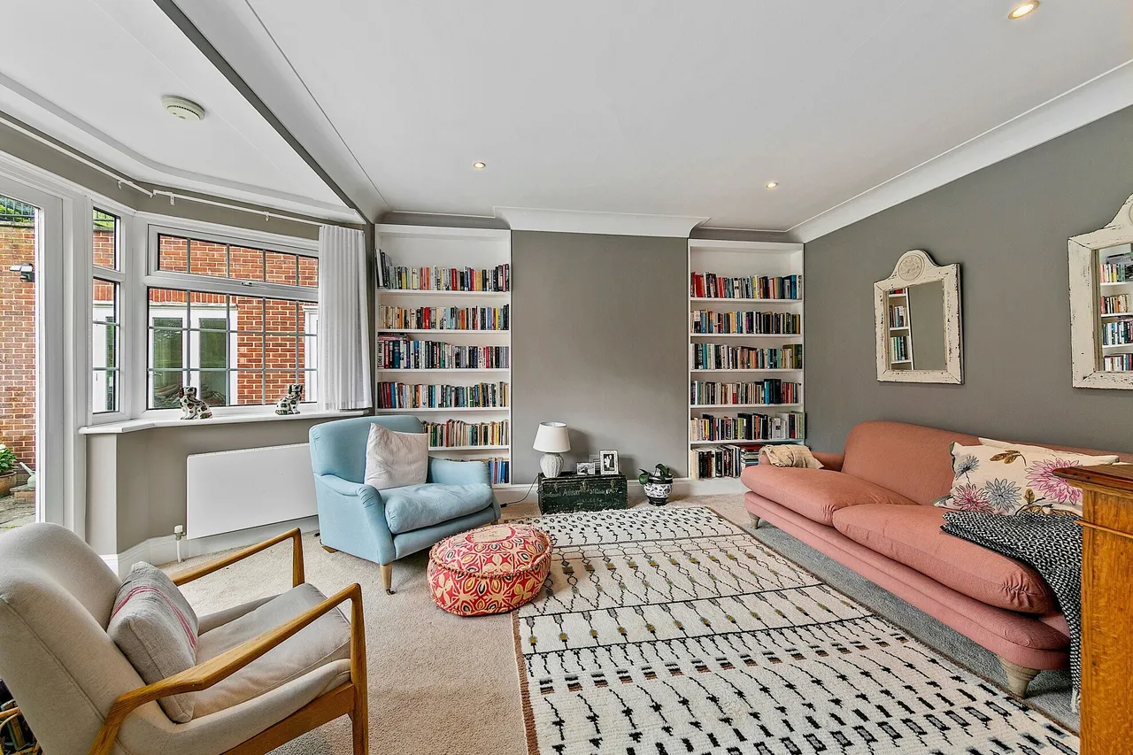 Roedean Crescent, Roehampton, SW15, photo 13