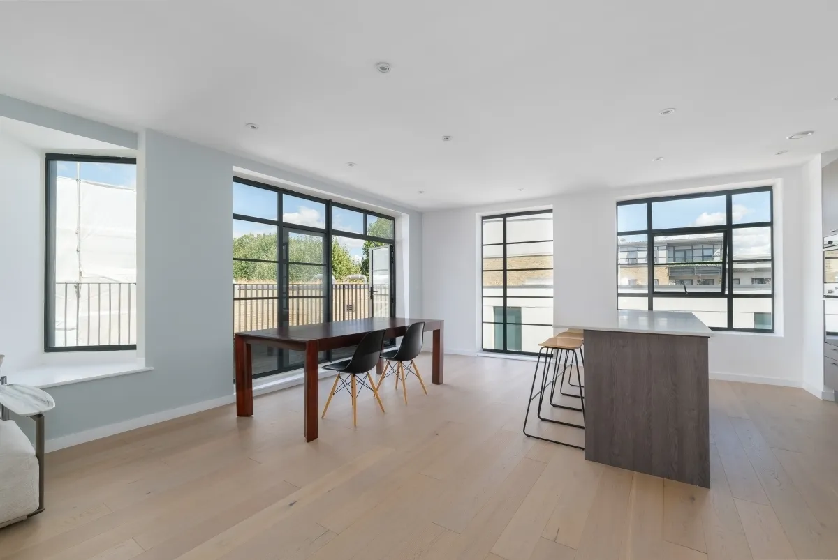 3 bed flat to rent — Osborn Street London E1