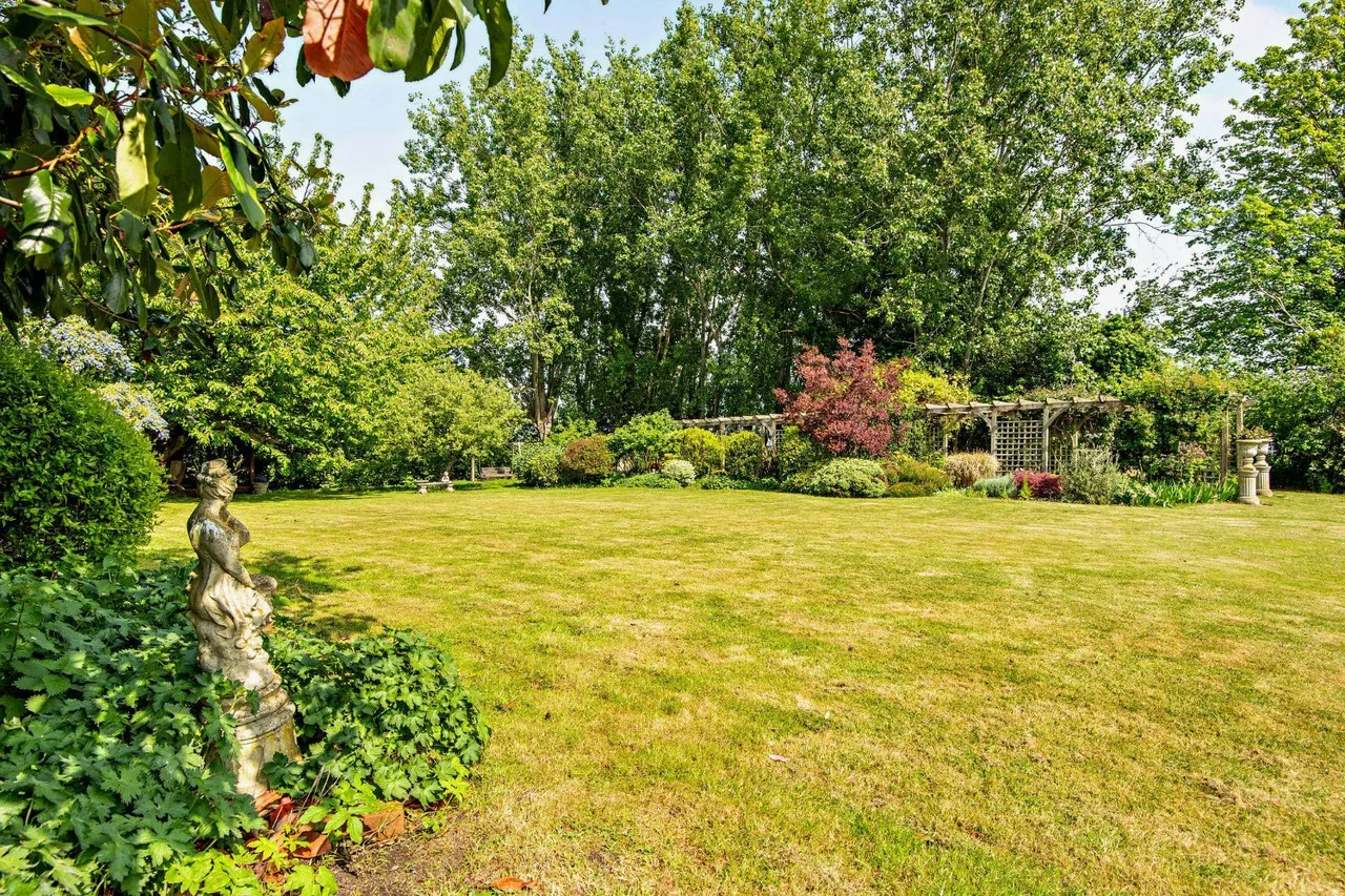 Wises Lane, Borden, Sittingbourne, Kent, ME9 8LP, photo 6