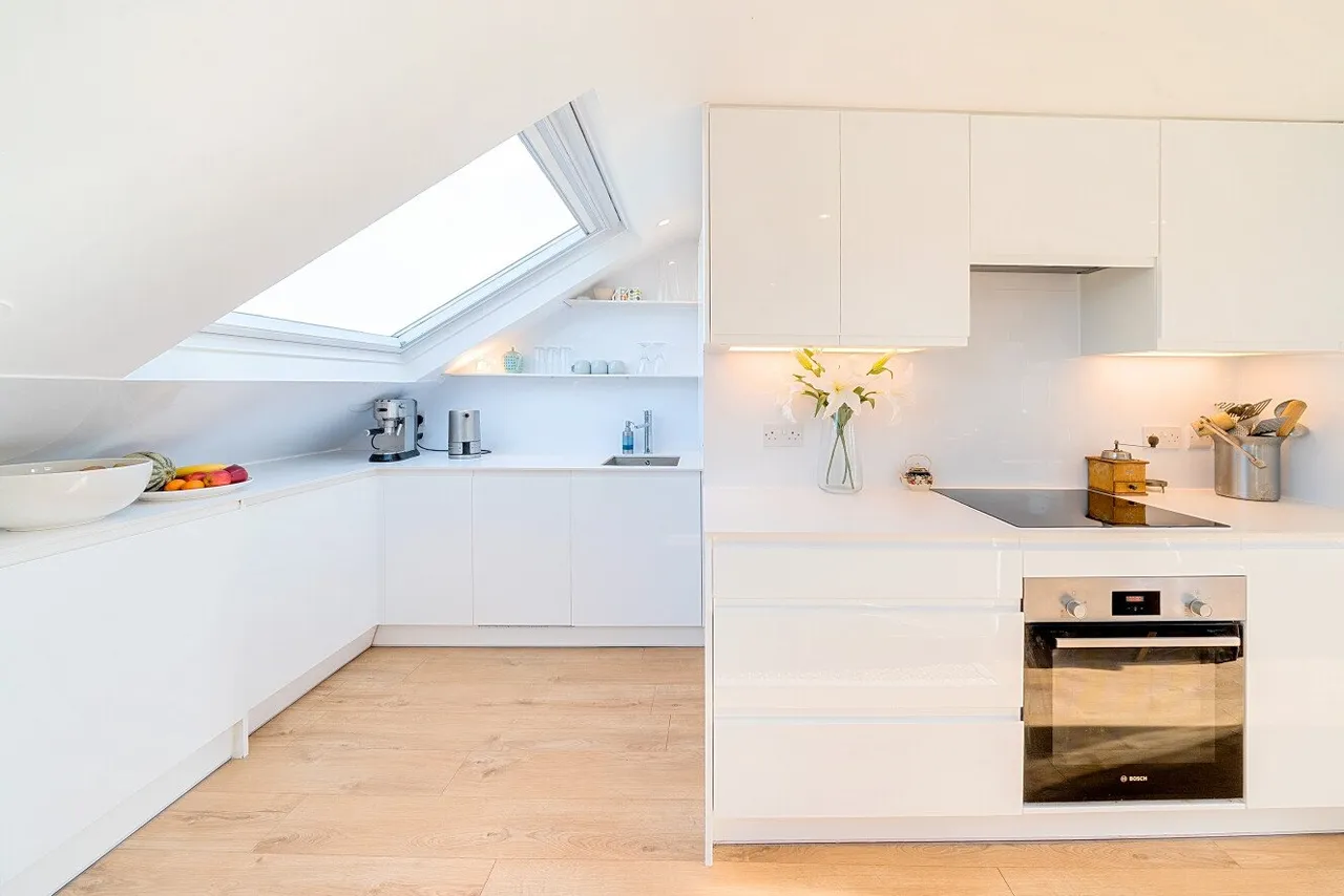 Shelgate Road, Battersea, SW11, photo 3