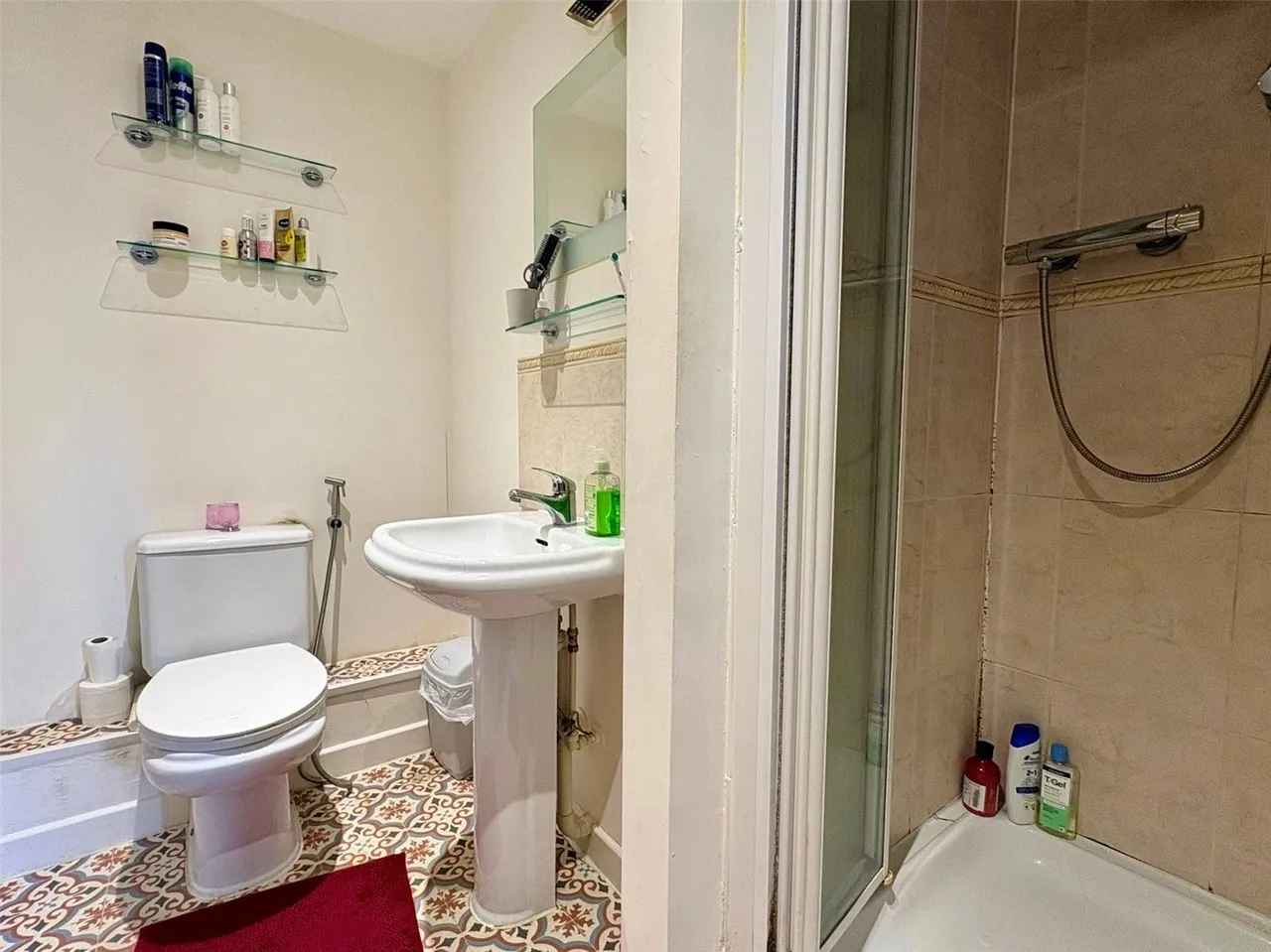 Southwell Close, GRAYS, Essex, RM16, photo 6