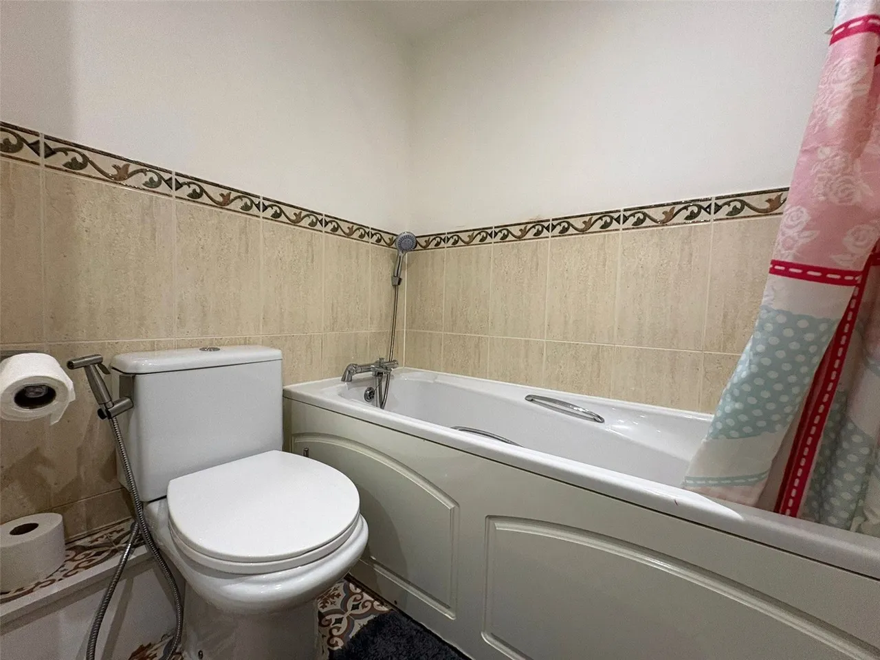 Southwell Close, GRAYS, Essex, RM16, photo 8