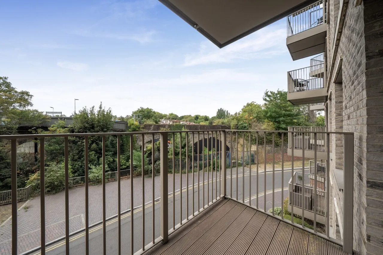 Adenmore Road, Catford, SE6, photo 12