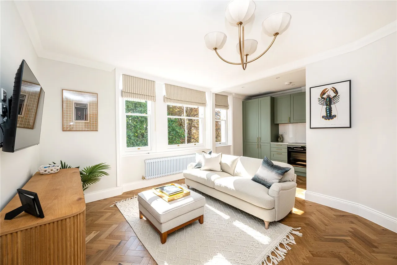 1 bed flat for sale, Ladbroke Gardens, Notting Hill, W11