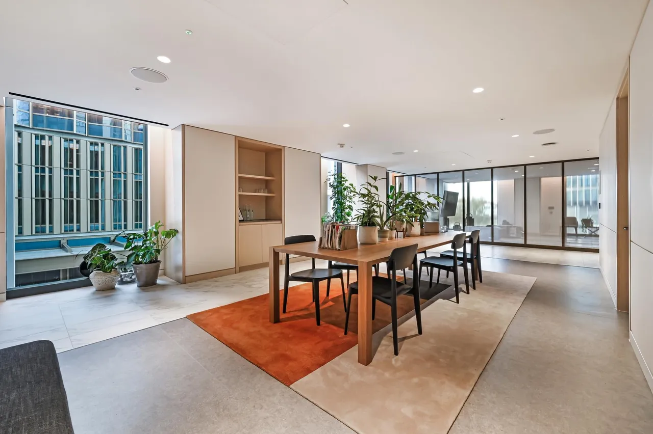 Nine Elms Lane, London, SW8, photo 13