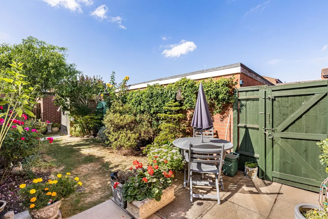 White Horse Crescent, Grove, OX12, photo 6