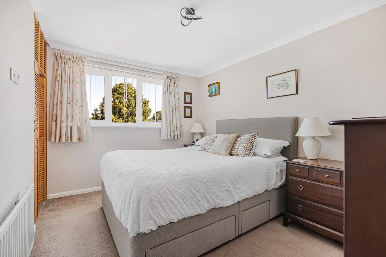 White Horse Crescent, Grove, OX12, photo 12