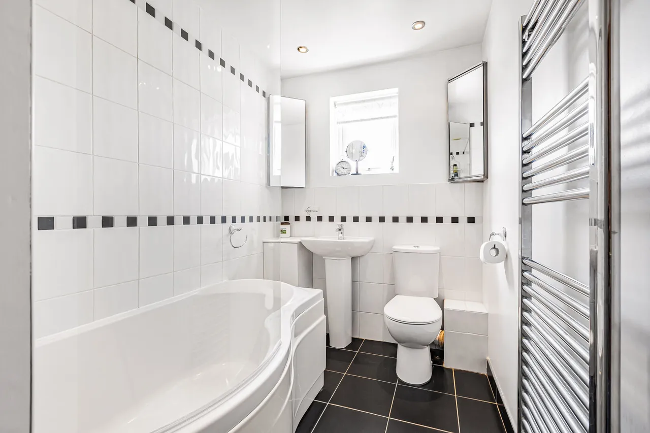 White Horse Crescent, Grove, OX12, photo 4