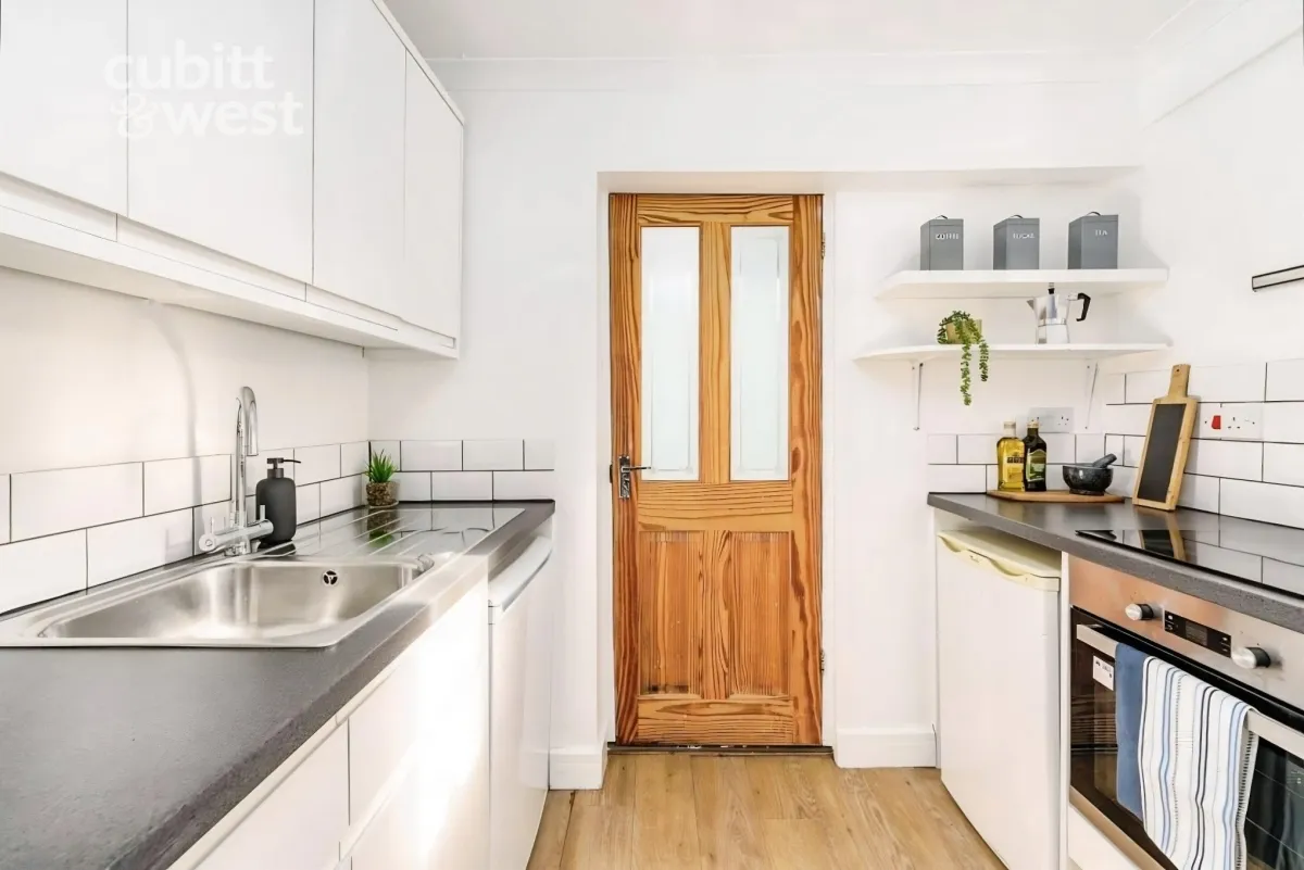 Payne Terrace, BN1, photo 2