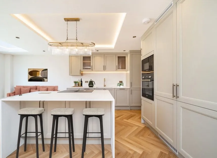 Winston Close, Wimbledon, SW20, photo 4