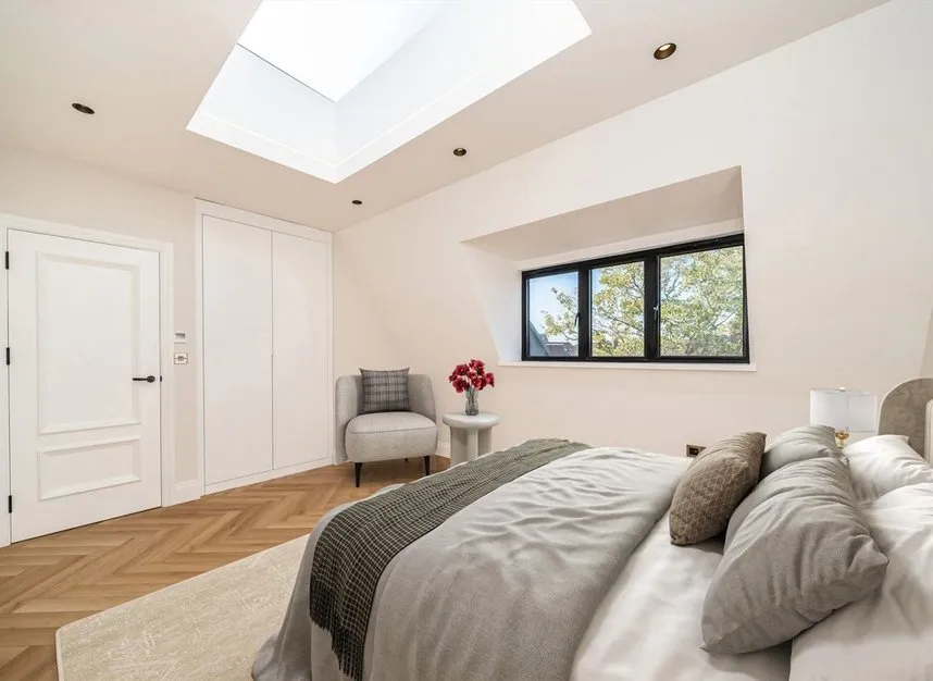 Winston Close, Wimbledon, SW20, photo 8