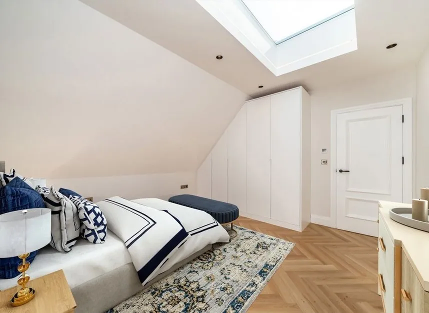Winston Close, Wimbledon, SW20, photo 7