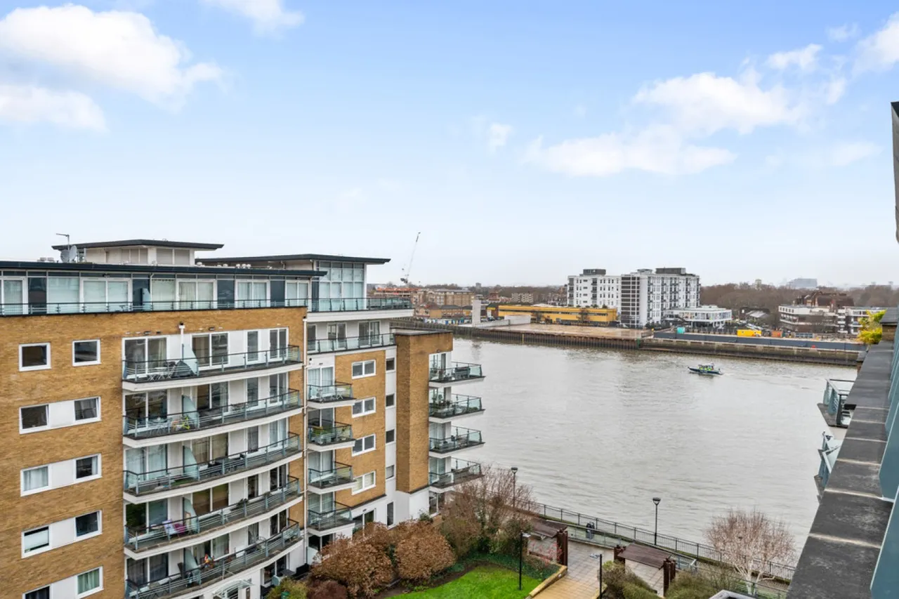 Bluewater House, Riverside West, photo 12