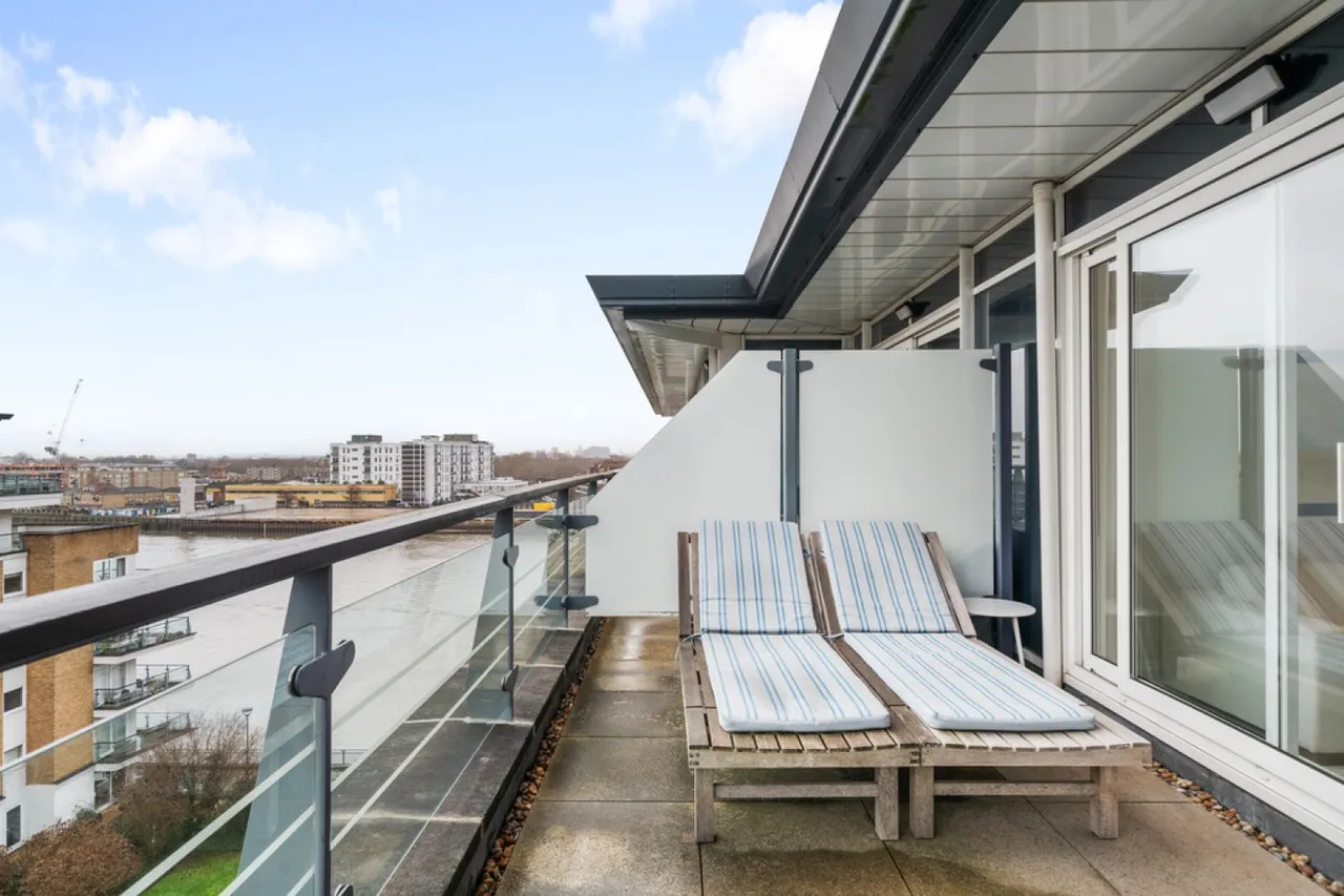 Bluewater House, Riverside West, photo 8