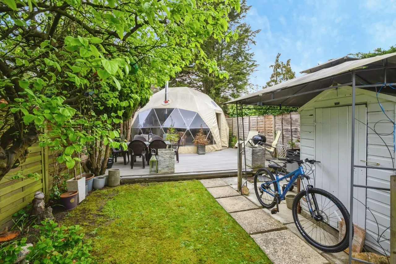 Lincoln Road, Glinton, PE6, photo 21
