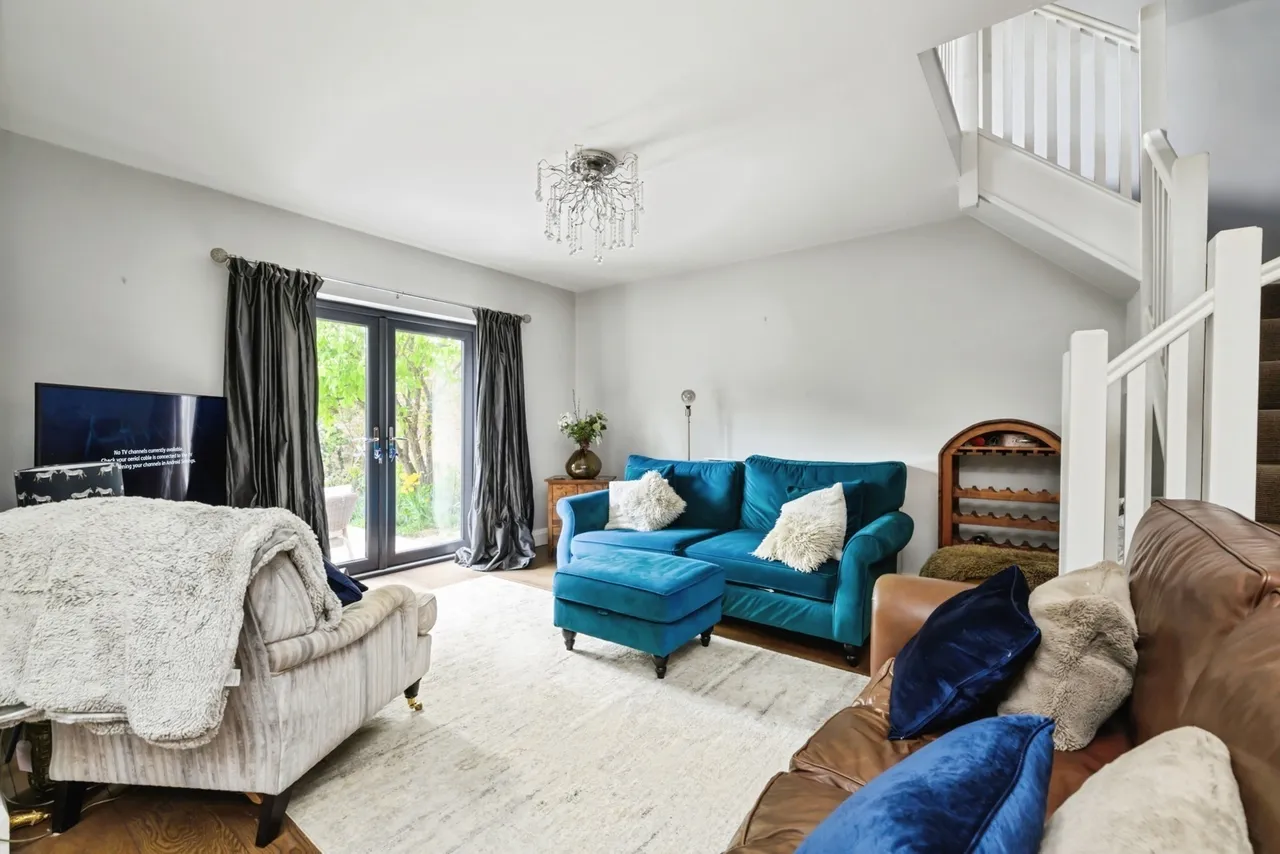 Lincoln Road, Glinton, PE6, photo 3