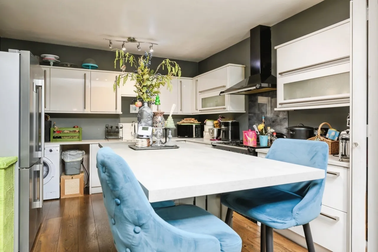 Lincoln Road, Glinton, PE6, photo 8