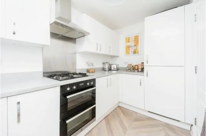 Collins Way, Erith, DA8, photo 3