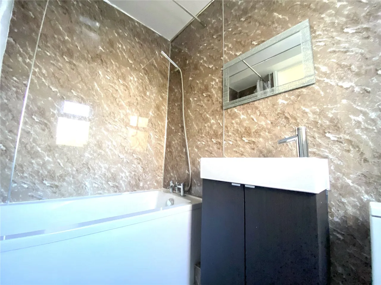 Haselbeech Crescent, Norris Green, L11, photo 12