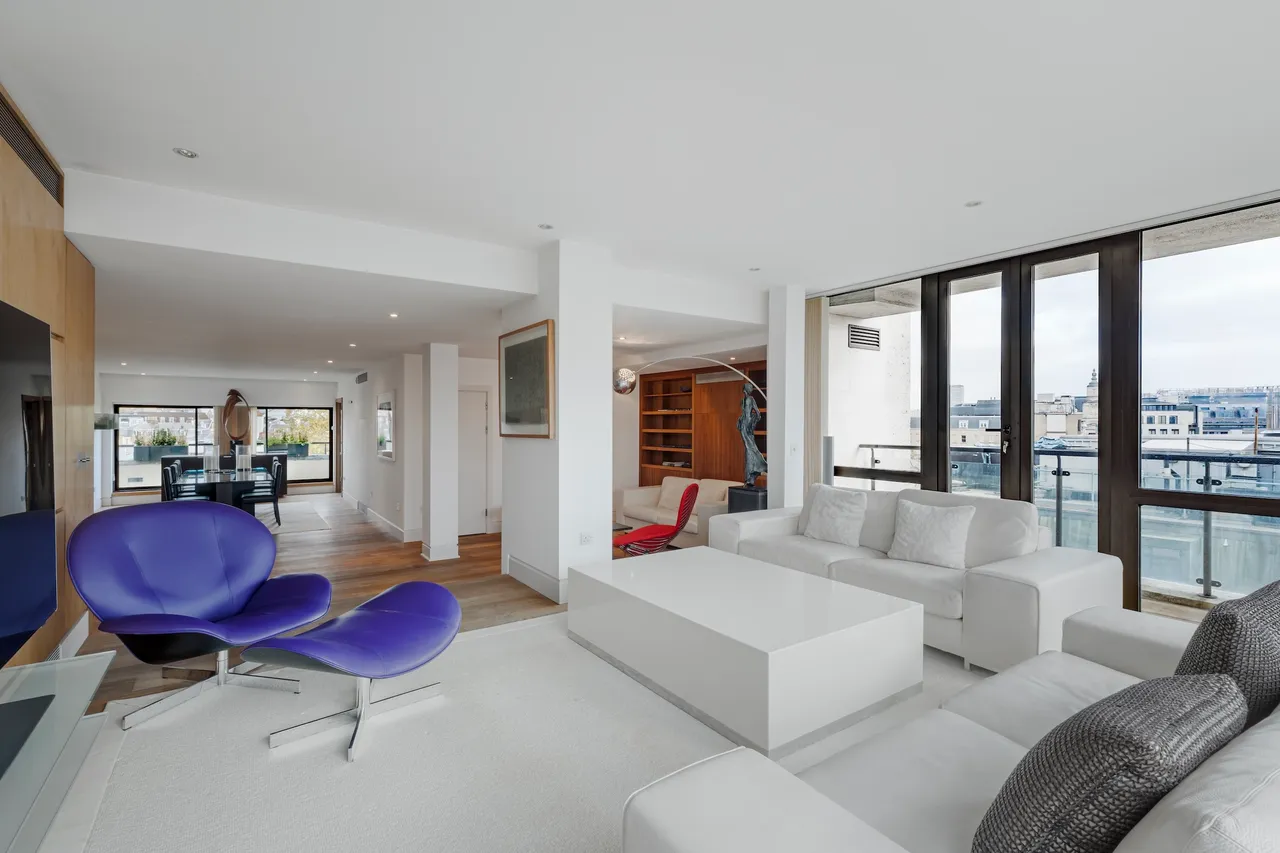 4 bed flat for sale, Curzon Street, Mayfair, W1J