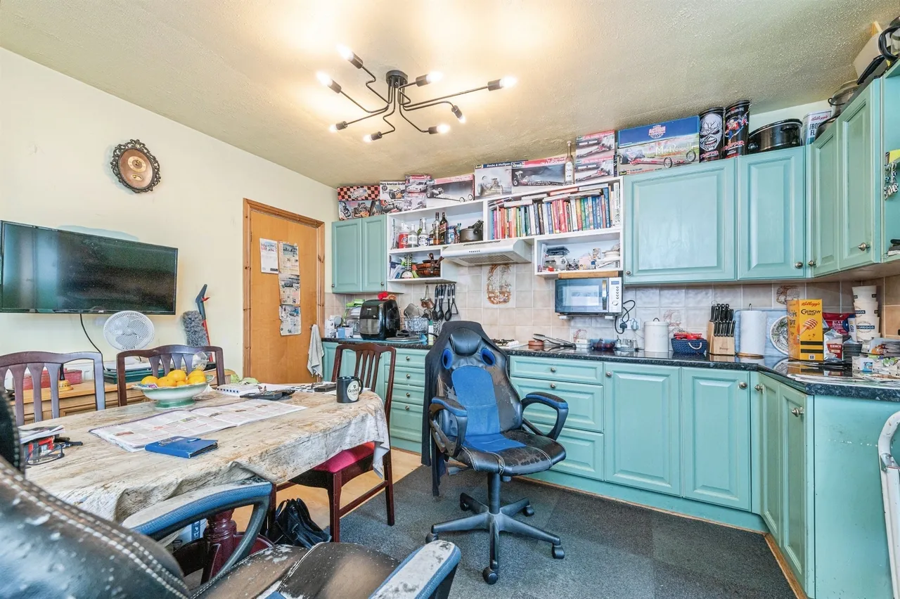 Deyne Road, Netherton, HD4, photo 7