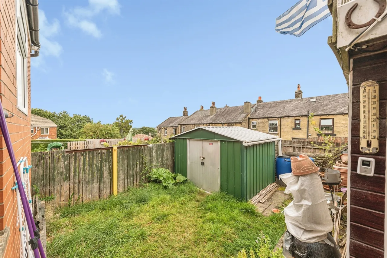 Deyne Road, Netherton, HD4, photo 2