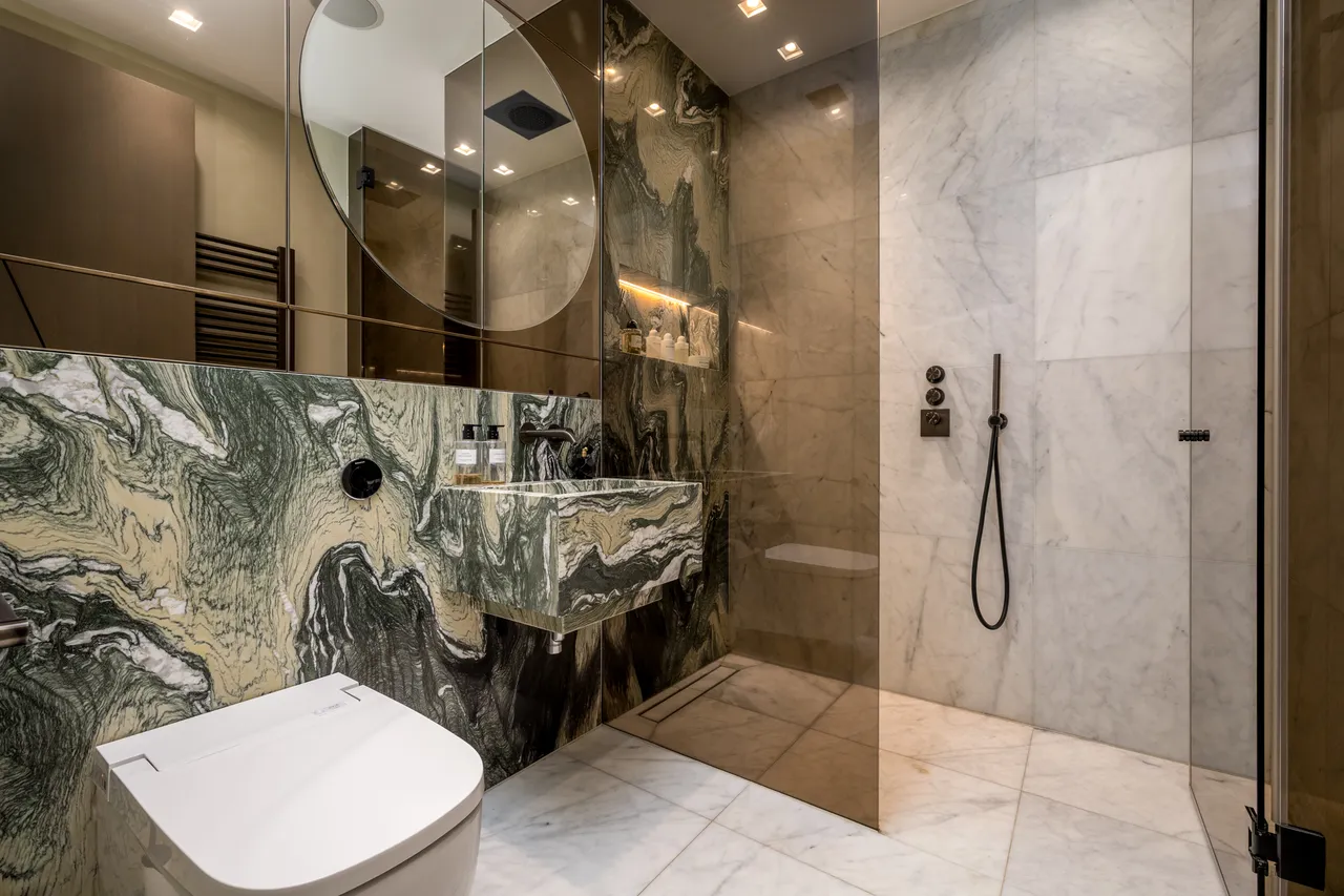 Fitzhardinge House, Portman Square, Marylebone, London, photo 8
