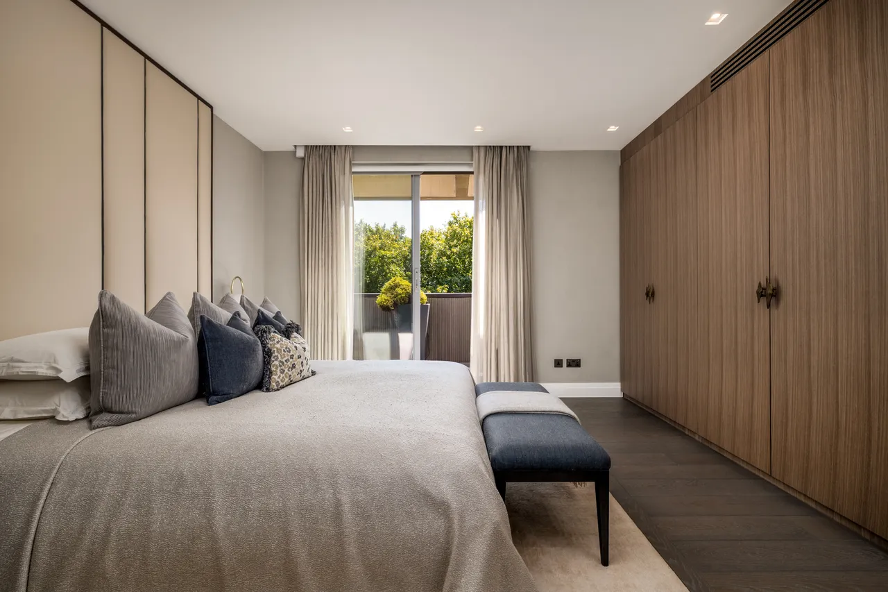 Fitzhardinge House, Portman Square, Marylebone, London, photo 7